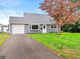 7 Boone Ave, Ewing, NJ 08618
