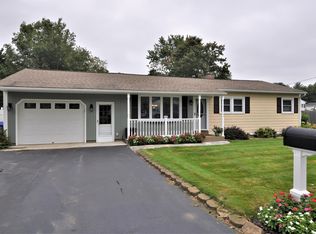 299 Greeley St, Manchester, NH 03102