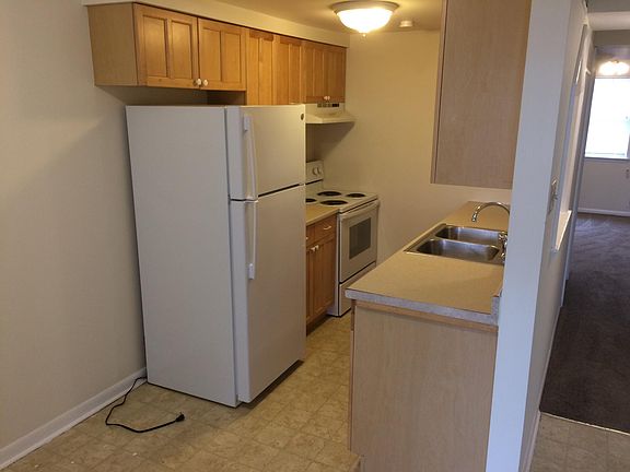 kitchen from eat in area