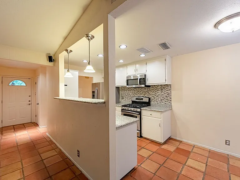 11616 Fast Horse Dr — Photo 4
