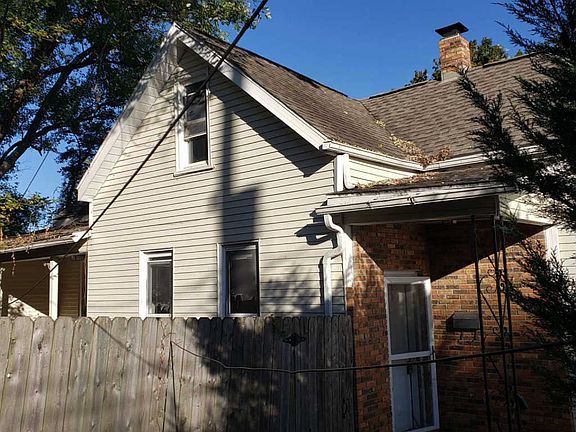 2nd image of 928 N Sonntag Ave