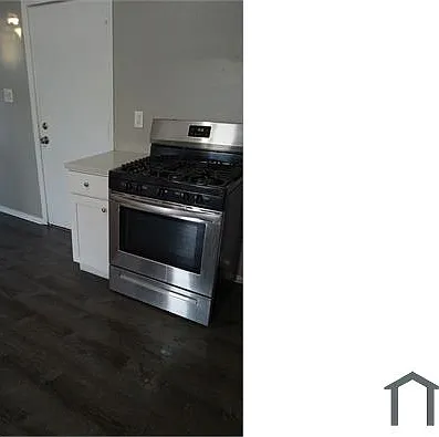 2 bed, 995 sqft, $1,350 — Photo 2