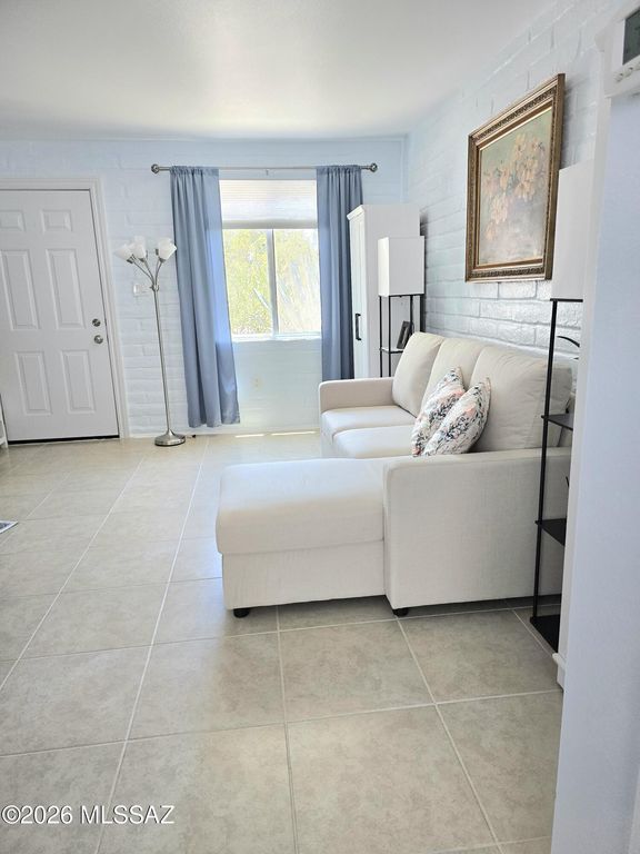 210 W Camino Alameda, Green Valley, AZ - View 6