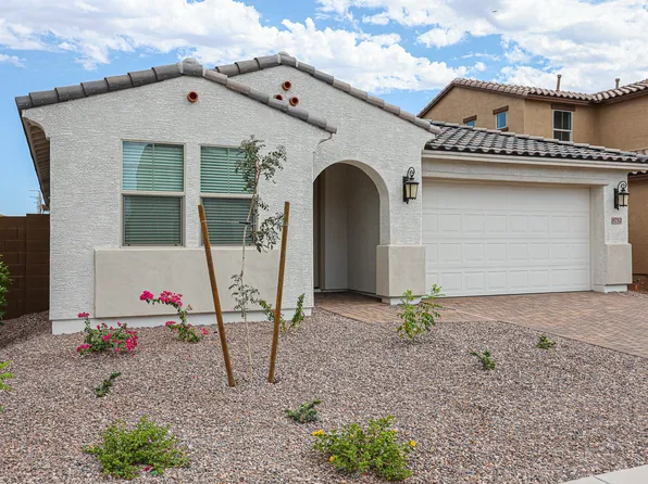 8752 W Medlock Dr, Glendale, AZ 85305