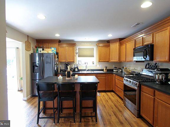 4th image of 505 Sooy Ln