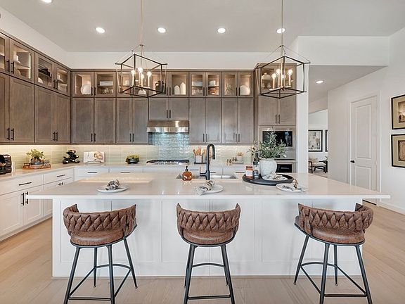 The Azalea - Kitchen