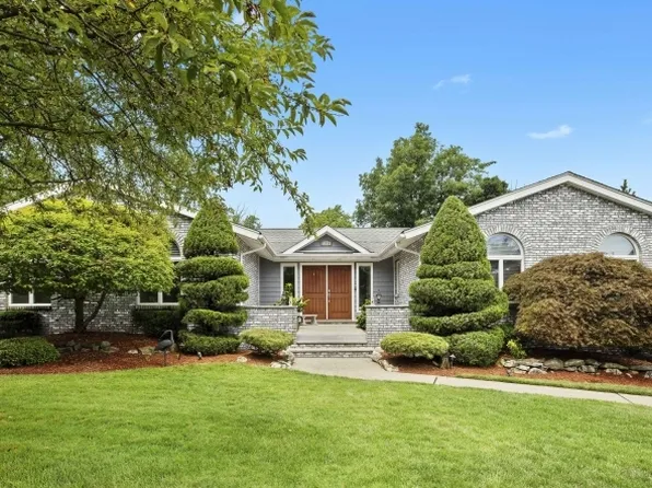 136 Tall Grass Dr, Wayne Twp., NJ 07470