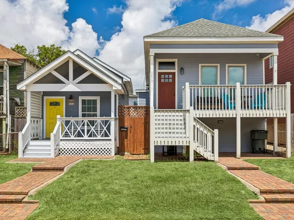 1210 Avenue M, Galveston, TX 77550