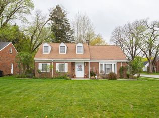 3910 Wooster Rd, Rocky River, OH 44116