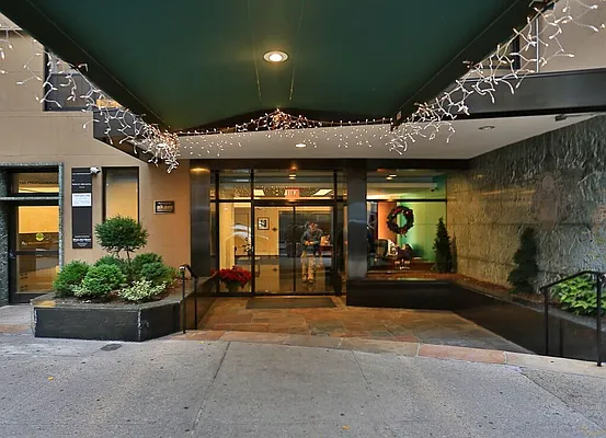 Sold by Citi Habitats | media 6