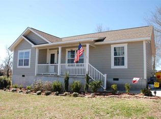 704 Scott Ave S, Rainsville, AL 35986