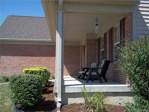 2nd image of 1319 Mornington Dr