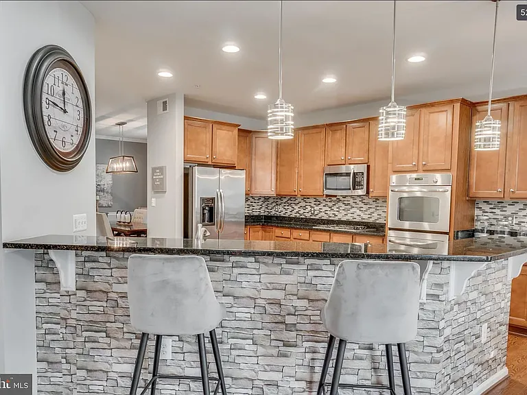 3413 Eagle Ridge Dr — Photo 25