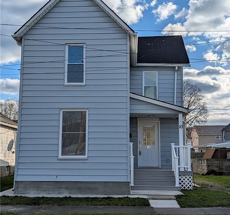 1st image of 10 E Hazel St