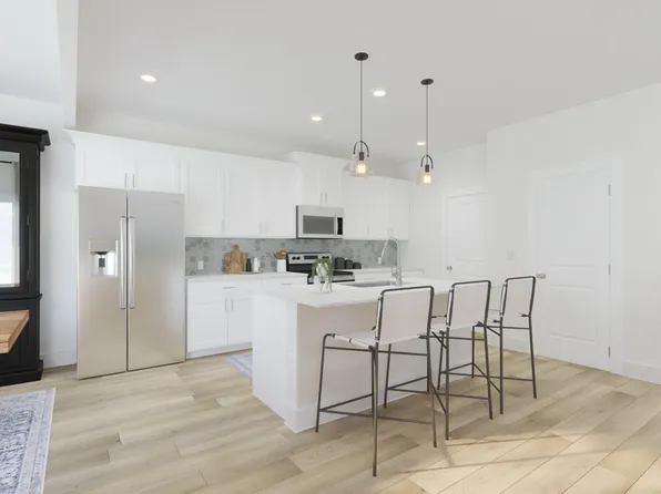 Dallas Plan, Avery Farms - Ridge Series