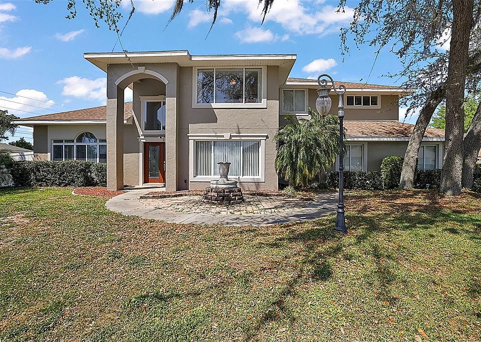 1st image of 11231 Lake Dr