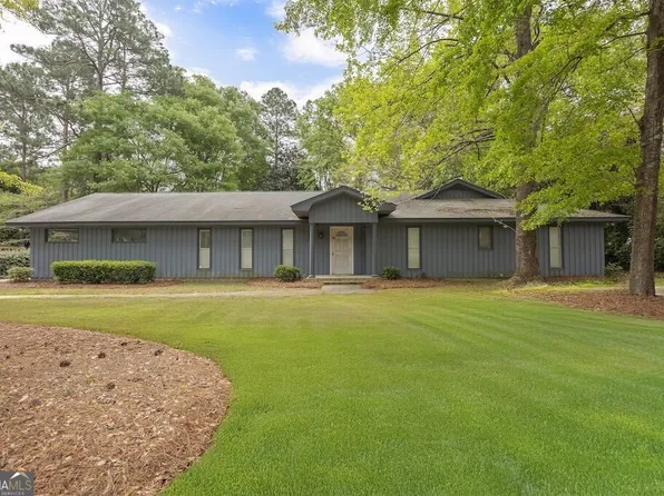 210 Wildwood Dr, Statesboro, GA 30458