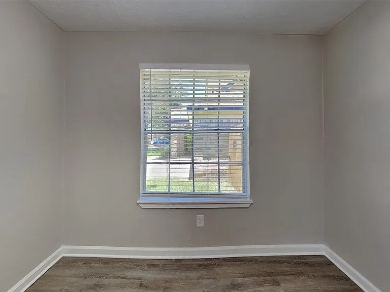 2314 Pebbledowne Cir — Photo 9