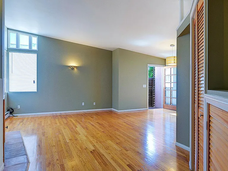 132 S Sweetzer Ave #2G — Photo 4