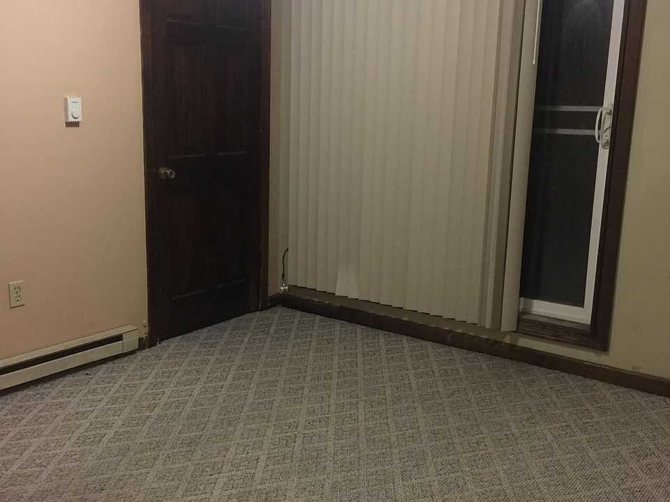 2nd image of 254 Main St #254