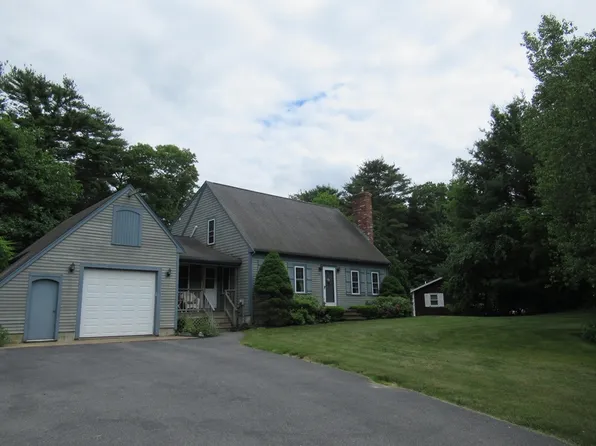 35 Warren Ave, Middleboro, MA 02346