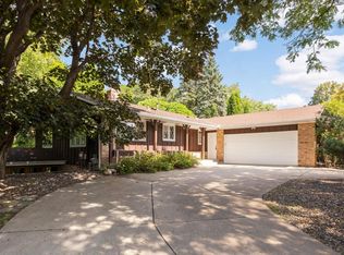 6824 Gleason Rd, Edina, MN 55439