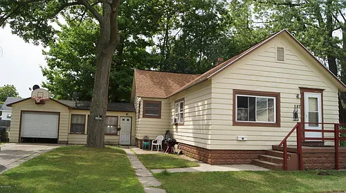 1187 Kenneth St Photo 1