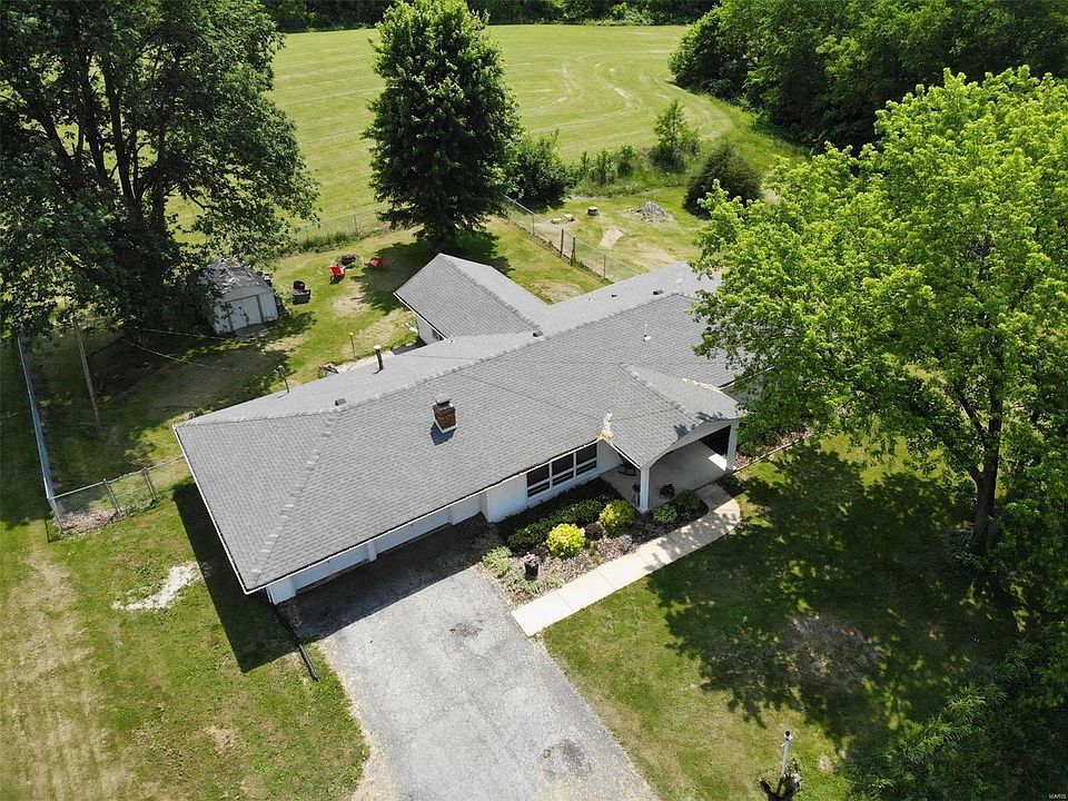 6877 Brighton Bunker Hill Rd, Bunker Hill, IL 62014 Zillow