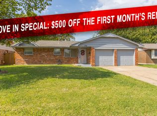 1117 S Howard Ave, Moore, OK 73160