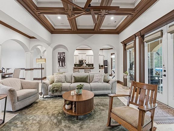 3rd image of 2060 Timmerman Rd.