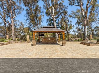 6573 E North View Dr, Anaheim, CA 92807