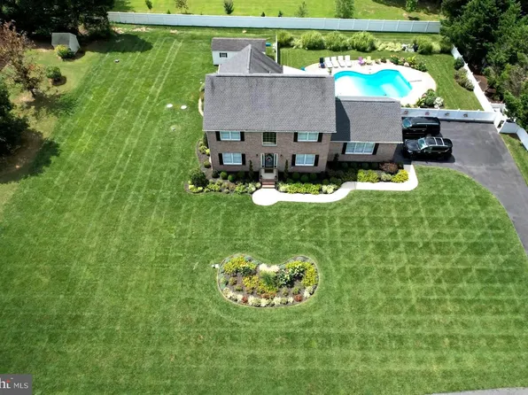 18 Hidden Meadows Ter, Milford, DE 19963