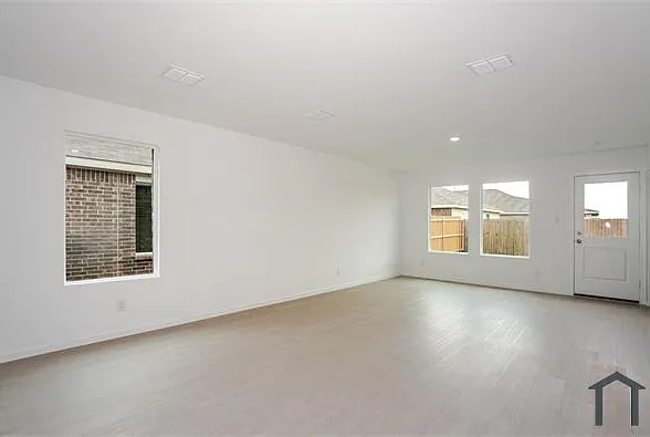 1419 Merlin Bluff St — Photo 6