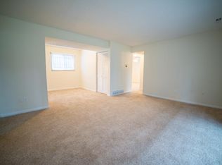 4010 Oak St #G1, Kansas City, MO 64111