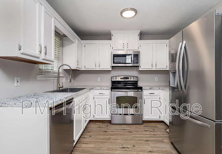2414 Lismore Dr — Photo 15