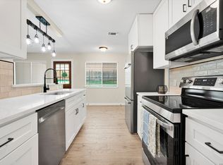 7022 Forest Meadow St, San Antonio, TX 78240