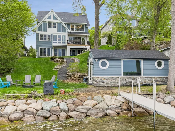 2665 Casco Point Rd, Wayzata, MN 55391