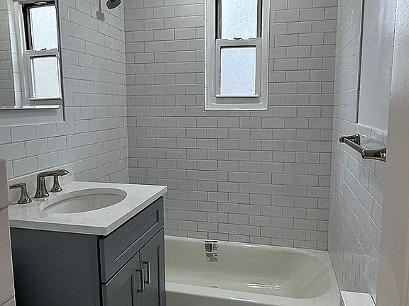 4th image of 233-16 131st Ave #U