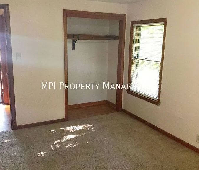 1933-39 E Oklahoma Ave #3 — Photo 13