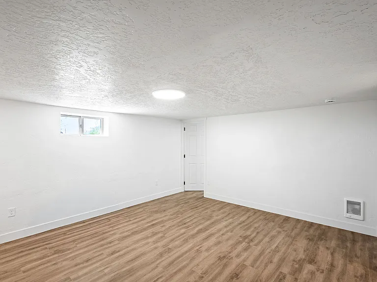 781 S 1800 W #3 — Photo 14
