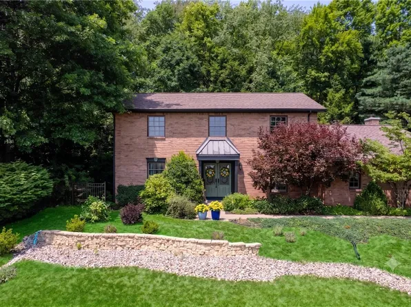 330 Elm Dr, Greensburg, PA 15601