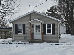 1117 Chestnut St, Buffalo, IA 52728