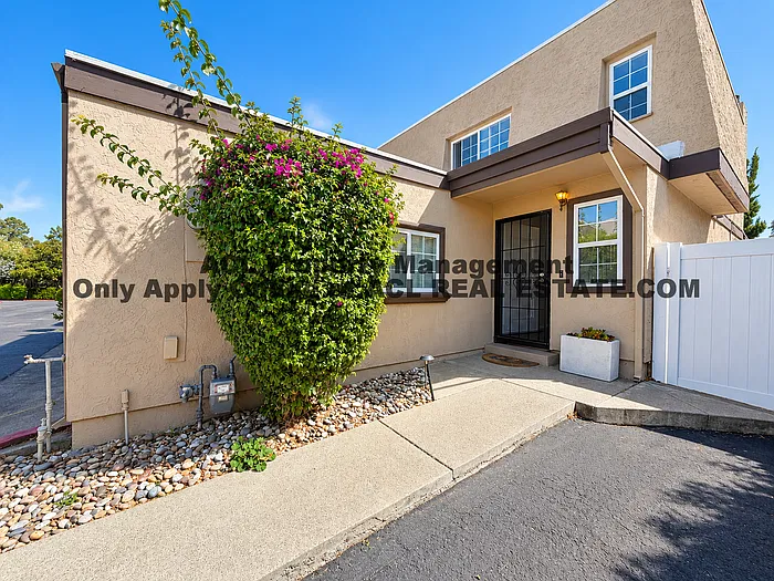273 Sunset Blvd #5