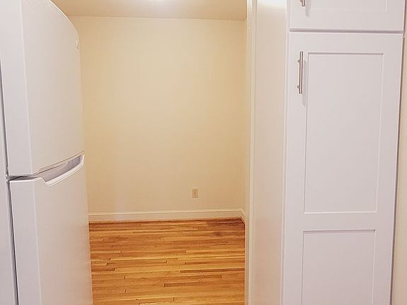 5th image of 1201 N Courthouse Rd #1215-101