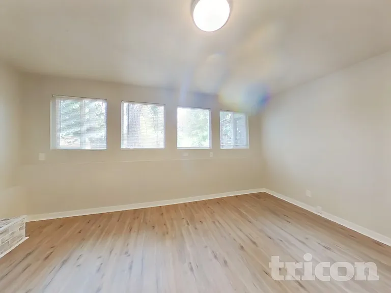 7540 Grahns Ln NE — Photo 15