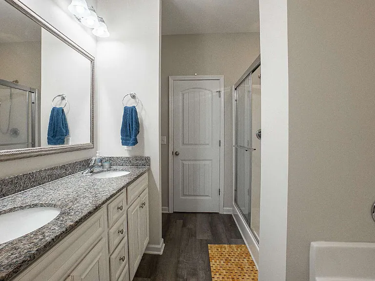 30 Ellis Cir — Photo 25