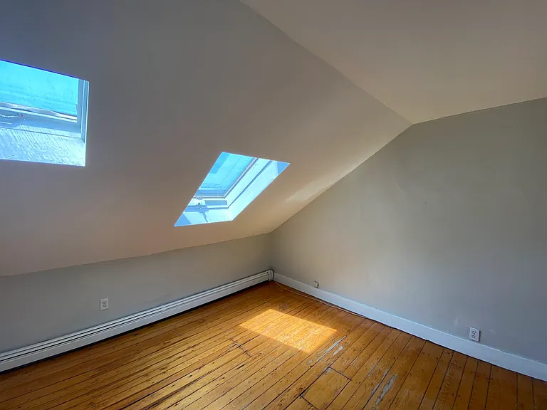 69 Evergreen St #1 — Photo 6