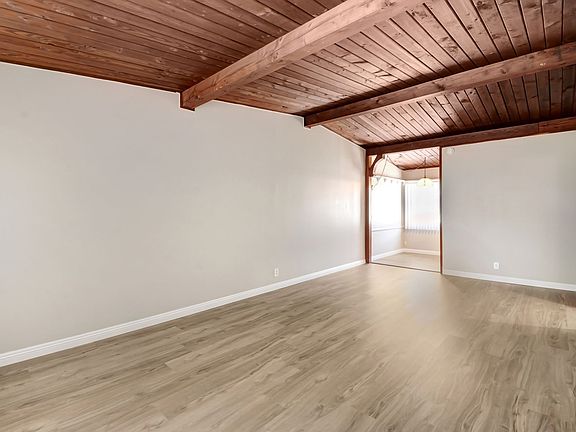 5th image of 7429 Potomac St #7433