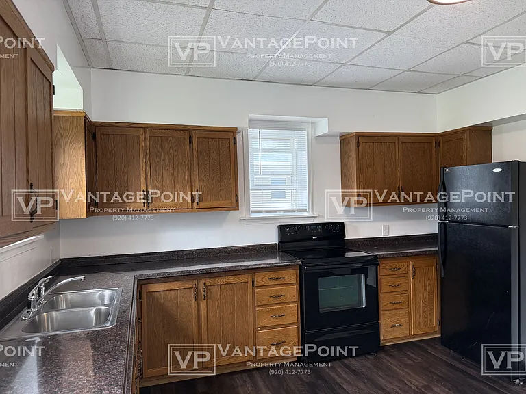 420 E Pine St — Photo 11
