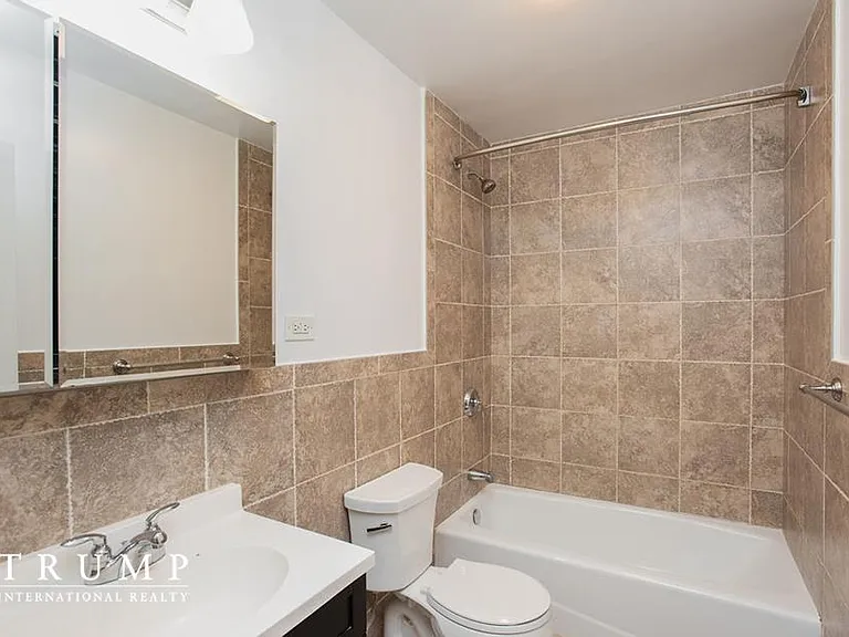 165 E 61st St #3C — Photo 10